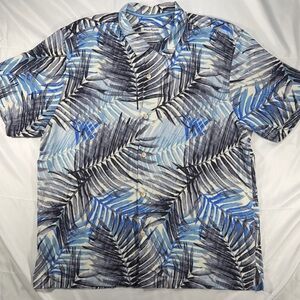 Tommy Bahama Mens Silk Hawaiian Shirt XL Blue Palm Leaf Tropical Camp Button Up